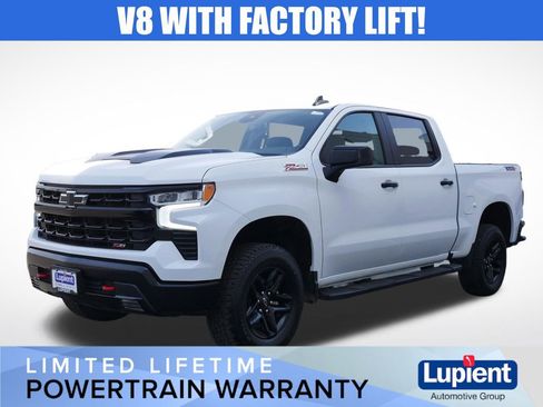Used 2024 Chevrolet Silverado 1500 LT Trail Boss w/ Protection Package AWD/4WD image 9