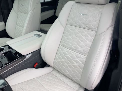 Certified 2025 Cadillac Escalade V w/ LPO, Floor Liner Package image 21