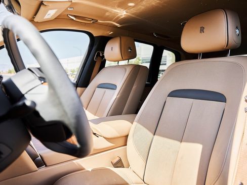 Used 2020 Rolls-Royce Cullinan AWD/4WD image 42