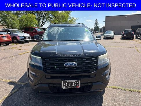 Used 2017 Ford Explorer Sport AWD/4WD image 2
