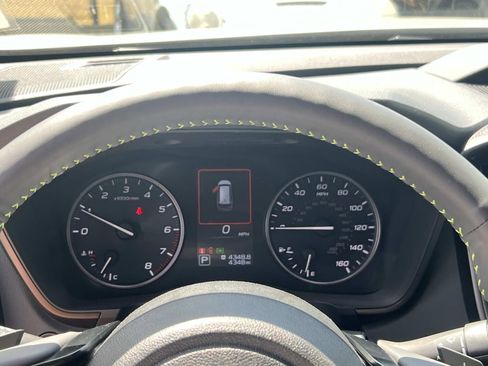 Used 2025 Subaru Ascent Bronze Edition image 27