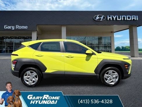 Certified 2024 Hyundai Kona SE AWD/4WD image 11