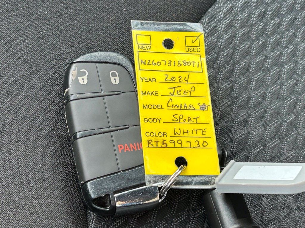 Used 2024 Jeep Compass Sport AWD/4WD image 53