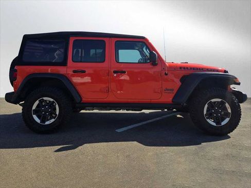 Used 2019 Jeep Wrangler Unlimited Rubicon AWD/4WD image 2
