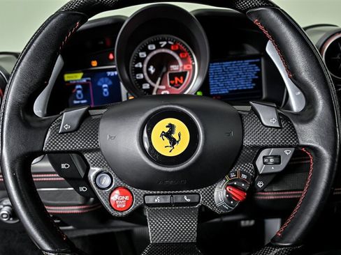 Used 2022 Ferrari F8 Tributo RWD image 32