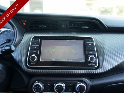 Used 2020 Nissan Kicks S FWD image 11