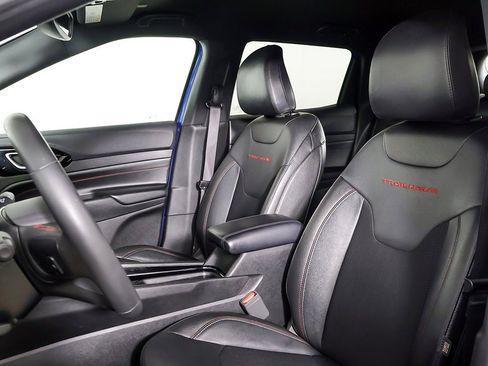 Used 2024 Jeep Compass Trailhawk image 23