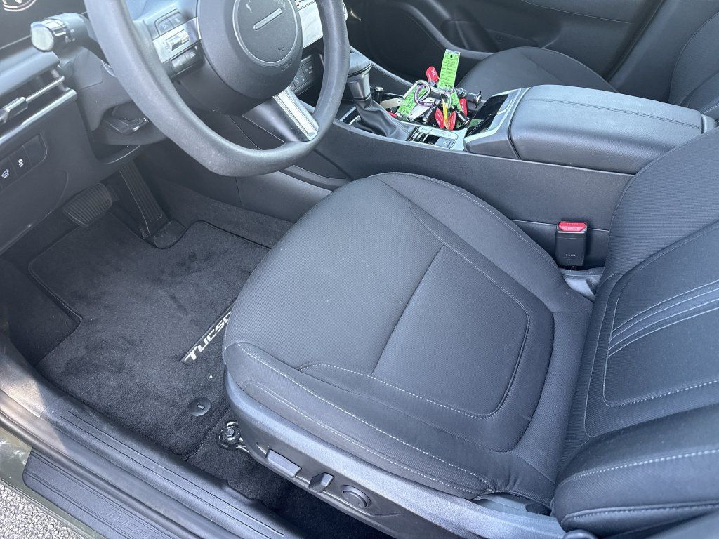 Certified 2025 Hyundai Tucson SEL FWD image 10
