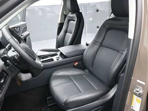 New 2026 Lincoln Aviator Reserve image 12