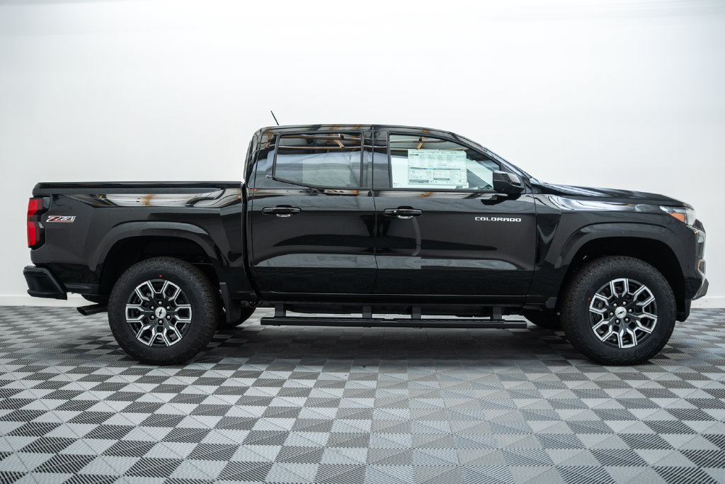 New 2026 Chevrolet Colorado Z71 w/ Technology Package AWD/4WD image 4