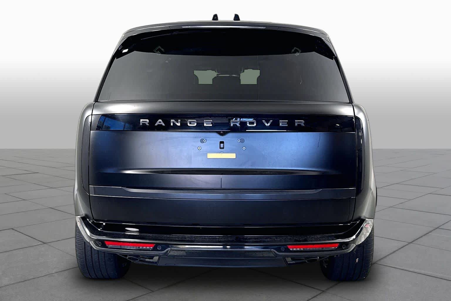 Used 2026 Land Rover Range Rover Autobiography AWD/4WD image 4