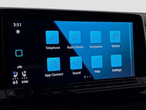 New 2026 Volkswagen Atlas Cross Sport SE AWD/4WD image 16