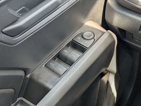 Used 2025 Chevrolet Colorado Trail Boss AWD/4WD image 17