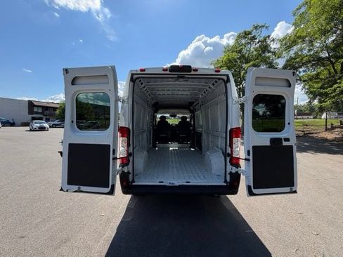 Used 2023 RAM ProMaster 2500 FWD image 26