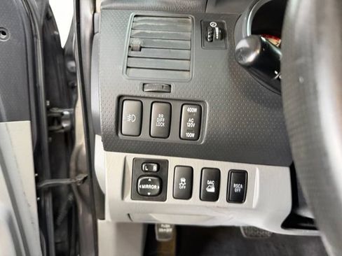 Used 2014 Toyota Tacoma 4x4 Double Cab w/ TRD Off-Road Package image 21