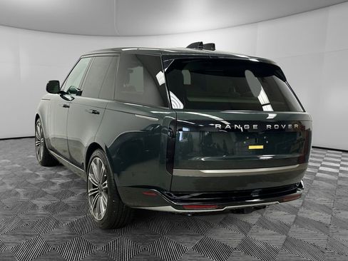 New 2026 Land Rover Range Rover SE image 3