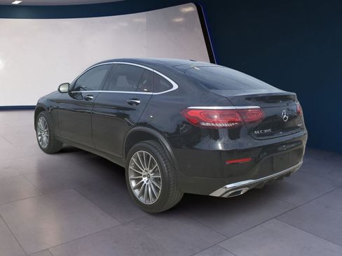 Used 2022 Mercedes-Benz GLC 300 4MATIC Coupe image 3