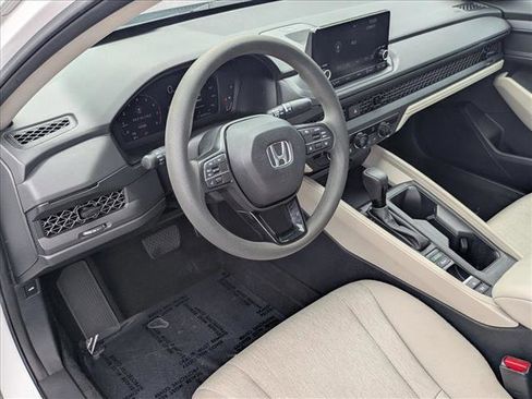 Used 2023 Honda Accord LX image 10