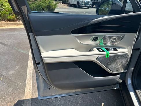 New 2026 Lincoln Nautilus Reserve AWD/4WD image 10