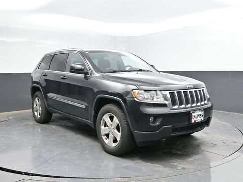Used 2013 Jeep Grand Cherokee Laredo AWD/4WD image 6