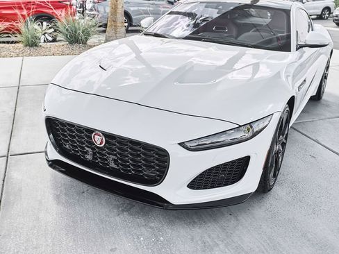 Used 2023 Jaguar F-TYPE Coupe RWD image 6