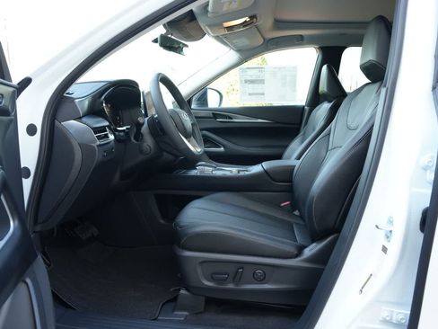 New 2027 INFINITI QX60 Luxe w/ Cargo Package FWD image 17