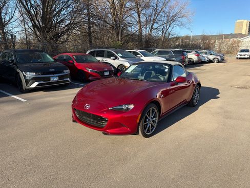 Used 2021 MAZDA MX-5 Miata Grand Touring image 4