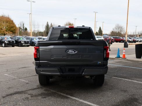 Used 2025 Ford F150 Lightning XLT image 5