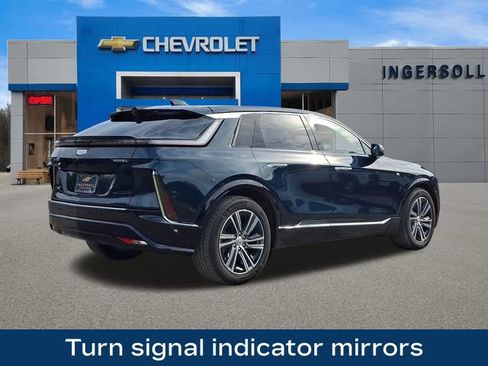 Used 2024 Cadillac Lyriq Luxury AWD/4WD image 26