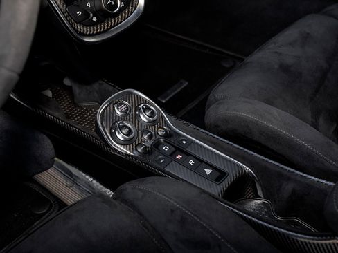 Used 2019 McLaren 600LT image 26