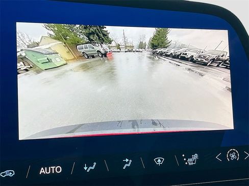 Used 2024 Chevrolet Blazer EV LT image 13