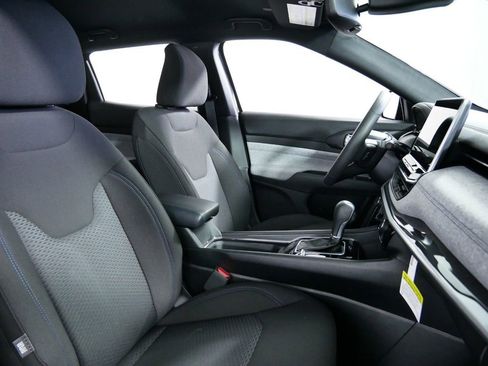 Used 2024 Jeep Compass Sport image 20