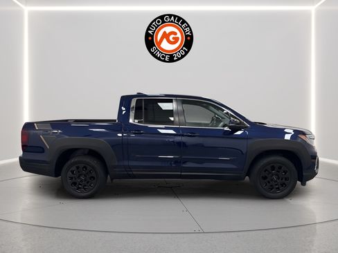Used 2023 Honda Ridgeline RTL image 2