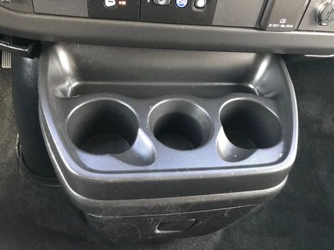 Used 2017 Chevrolet Express 3500 LT w/ LT Preferred Equipment Group image 22