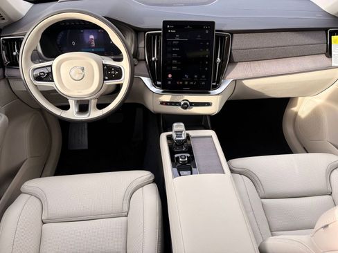 New 2026 Volvo XC90 T8 Ultra w/ Protection Package AWD/4WD image 17