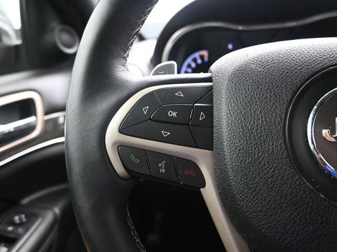 Used 2017 Jeep Grand Cherokee Overland AWD/4WD image 27