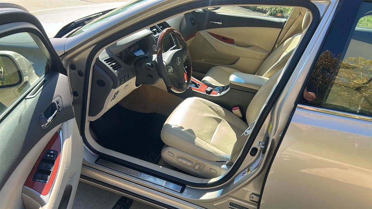 Used 2010 Lexus ES 350 FWD image 36