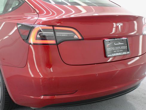 Used 2021 Tesla Model 3 Standard Range Plus RWD image 24