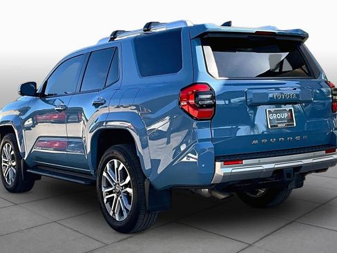 Used 2025 Toyota 4Runner Limited AWD/4WD image 12