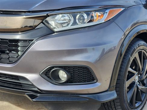 Certified 2022 Honda HR-V Sport image 9
