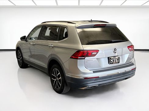 Used 2021 Volkswagen Tiguan SE image 6