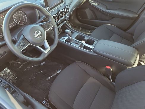 Certified 2024 Nissan Sentra SV image 4