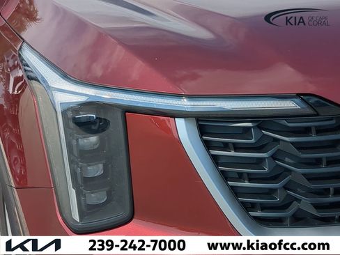 New 2025 Kia Sorento LX image 10