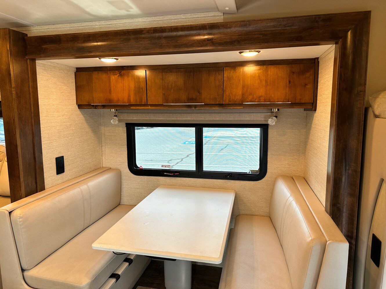 Used 2019 Mercedes-Benz Sprinter 170 image 29