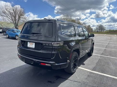New 2026 Jeep Grand Wagoneer Limited AWD/4WD image 7