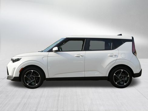 Certified 2025 Kia Soul EX FWD image 4