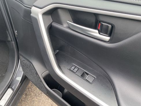 Used 2025 Toyota RAV4 Limited w/ Weather Package image 40