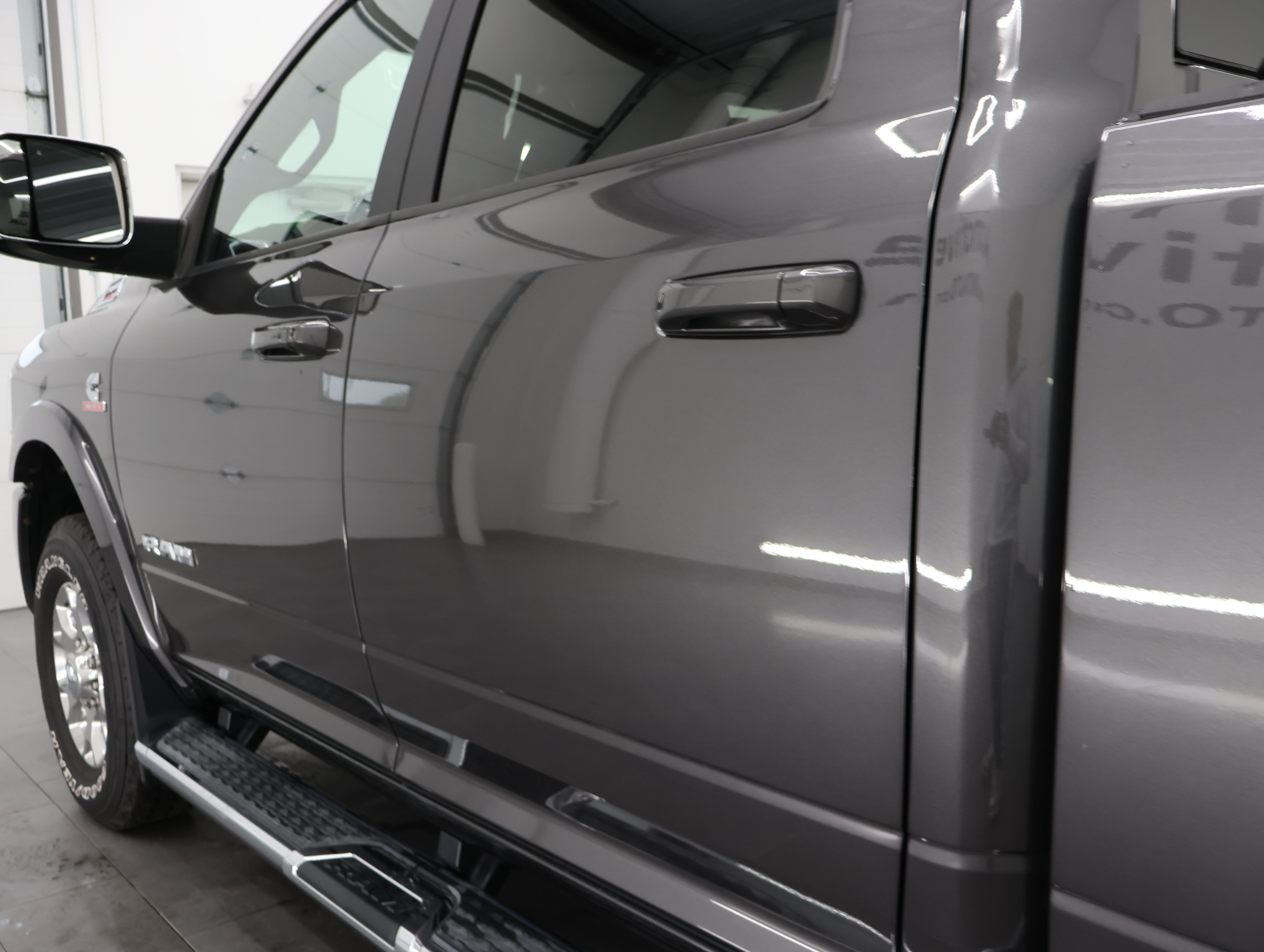 Used 2019 RAM 3500 Laramie AWD/4WD image 31