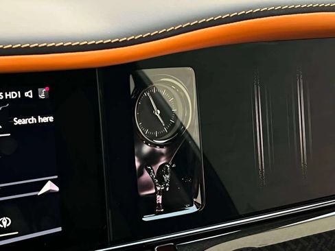 Certified 2025 Rolls-Royce Cullinan Black Badge AWD/4WD image 21