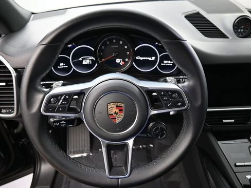Certified 2021 Porsche Cayenne S AWD/4WD image 12